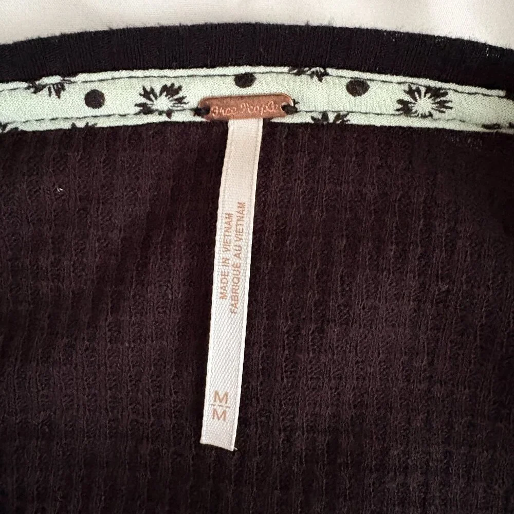 Free People Raglan Long Sleeve Thermal Wrap Top Black Green Floral Bandana Sz M